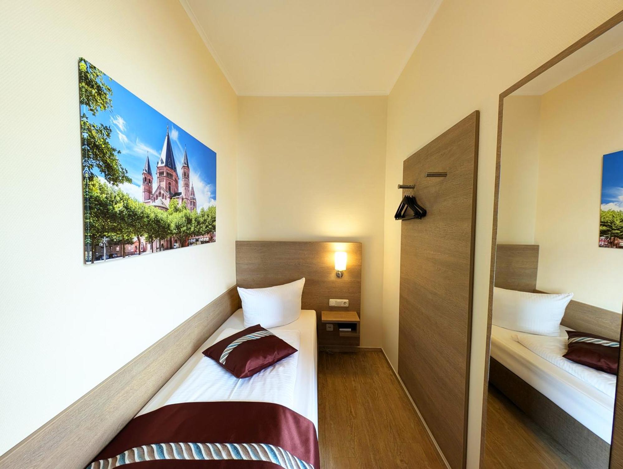 Hotel Mainzer Hof Esterno foto